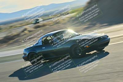 media/Dec-13-2025-Extreme Speed (Sat) [[d129ecb0b9]]/Beginner/Session 3 (Turn 5)/